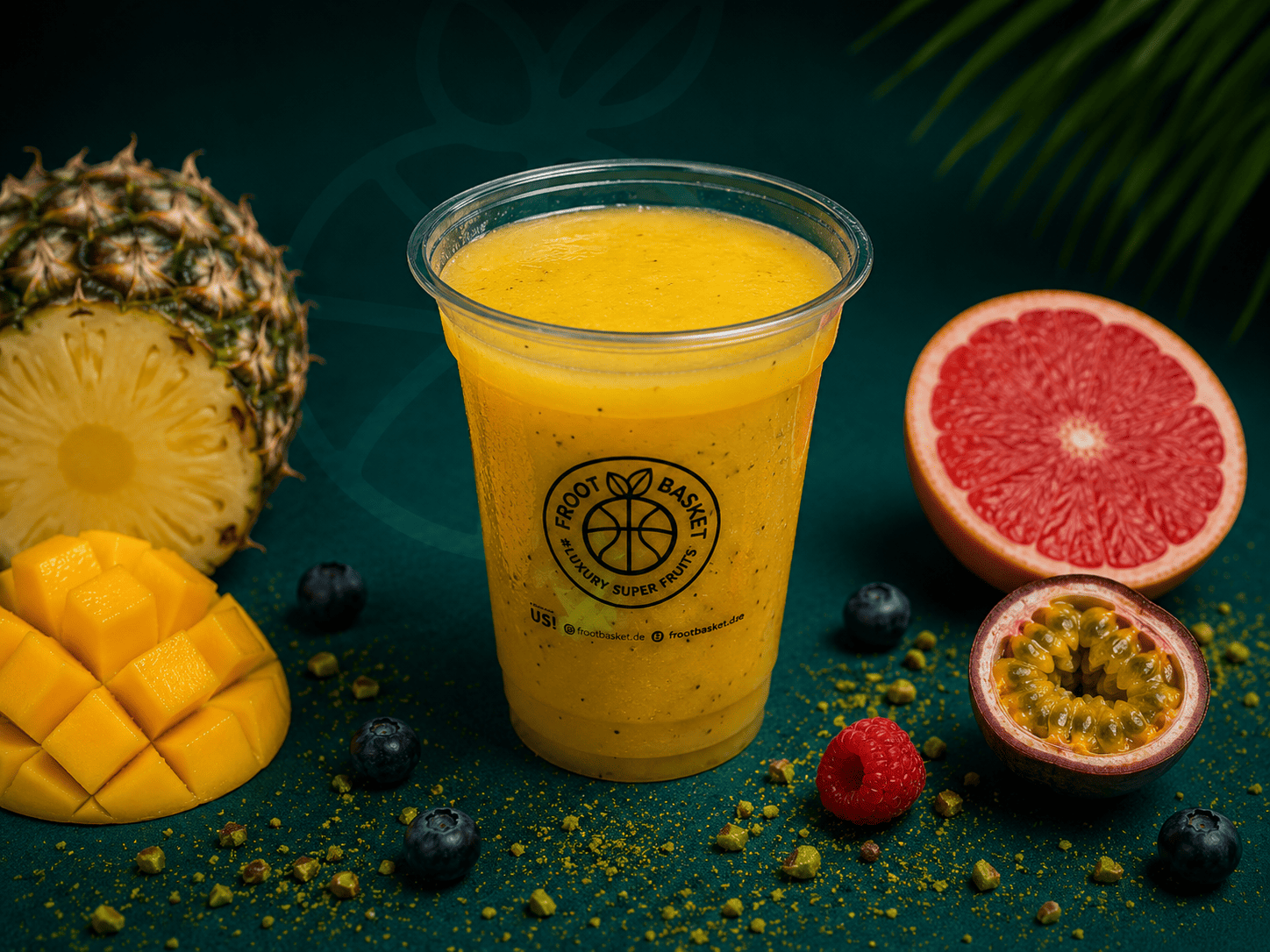 Nikola Tropič Smoothie mit Tropic – frisch gemixt bei Froot Basket in der Markthalle Essen
